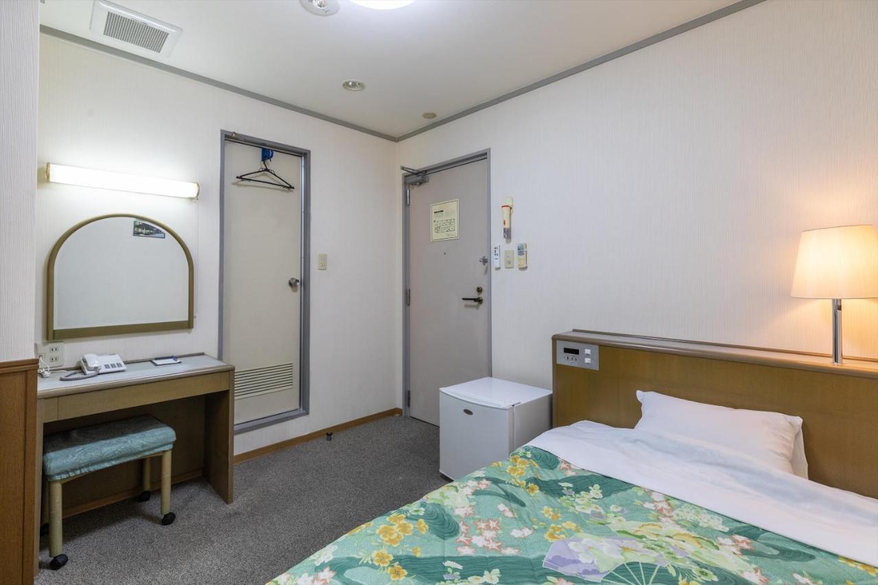 Tabist Business Hotel Takamado Shin-Omiya Nara Bagian luar foto